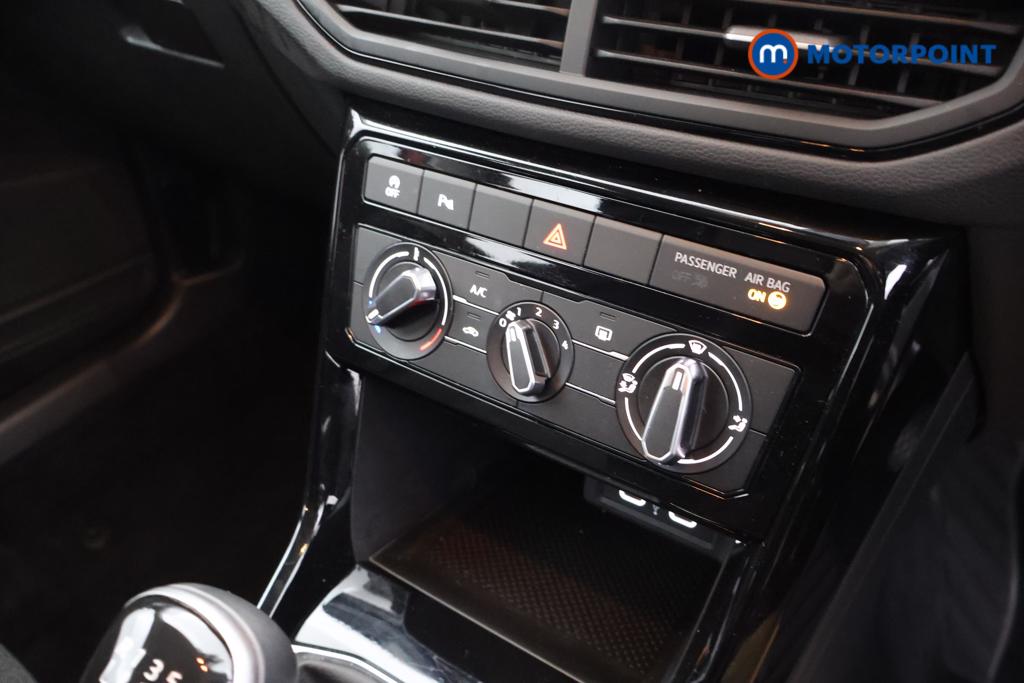 Volkswagen T-Cross Life Manual Petrol SUV - Stock Number (1546337) - 6th supplementary image