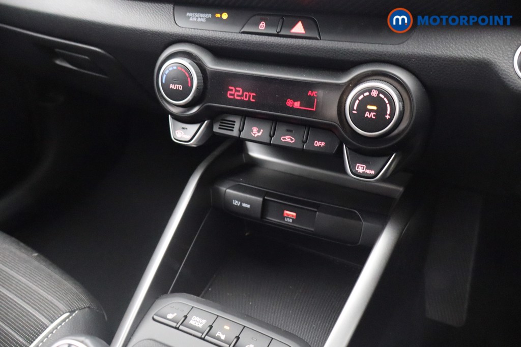 KIA Stonic Gt-Line S Manual Petrol SUV - Stock Number (1546515) - 9th supplementary image