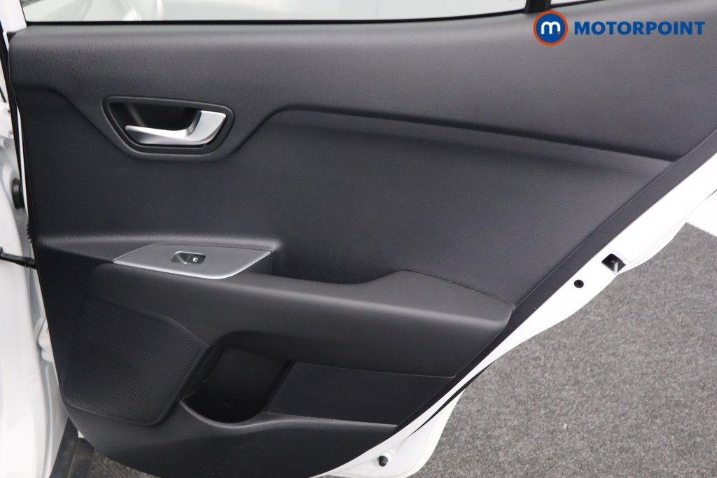 KIA Stonic Gt-Line S Manual Petrol SUV - Stock Number (1546515) - 16th supplementary image