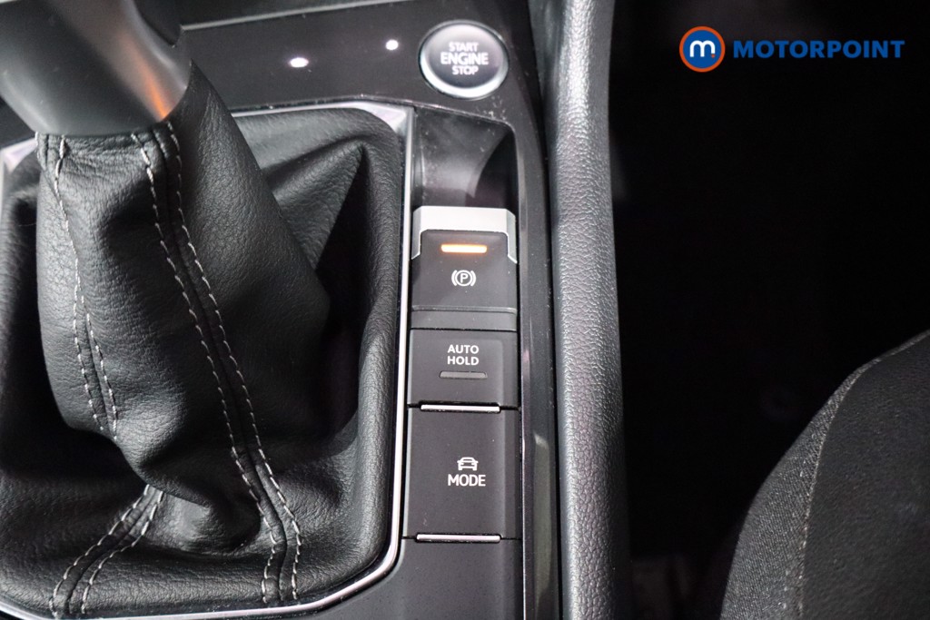 Volkswagen Tiguan R-Line Automatic Petrol SUV - Stock Number (1546774) - 20th supplementary image