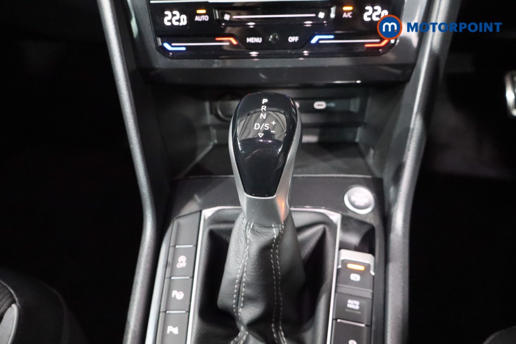 Volkswagen Tiguan R-Line Automatic Petrol SUV - Stock Number (1546774) - 21st supplementary image