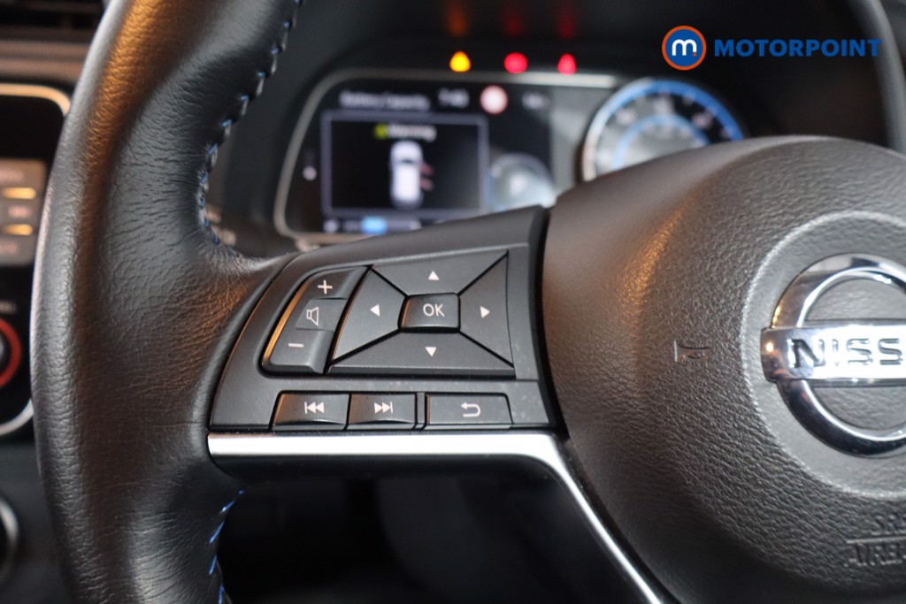 Nissan Leaf Acenta Automatic Electric Hatchback - Stock Number (1546809) - 7th supplementary image