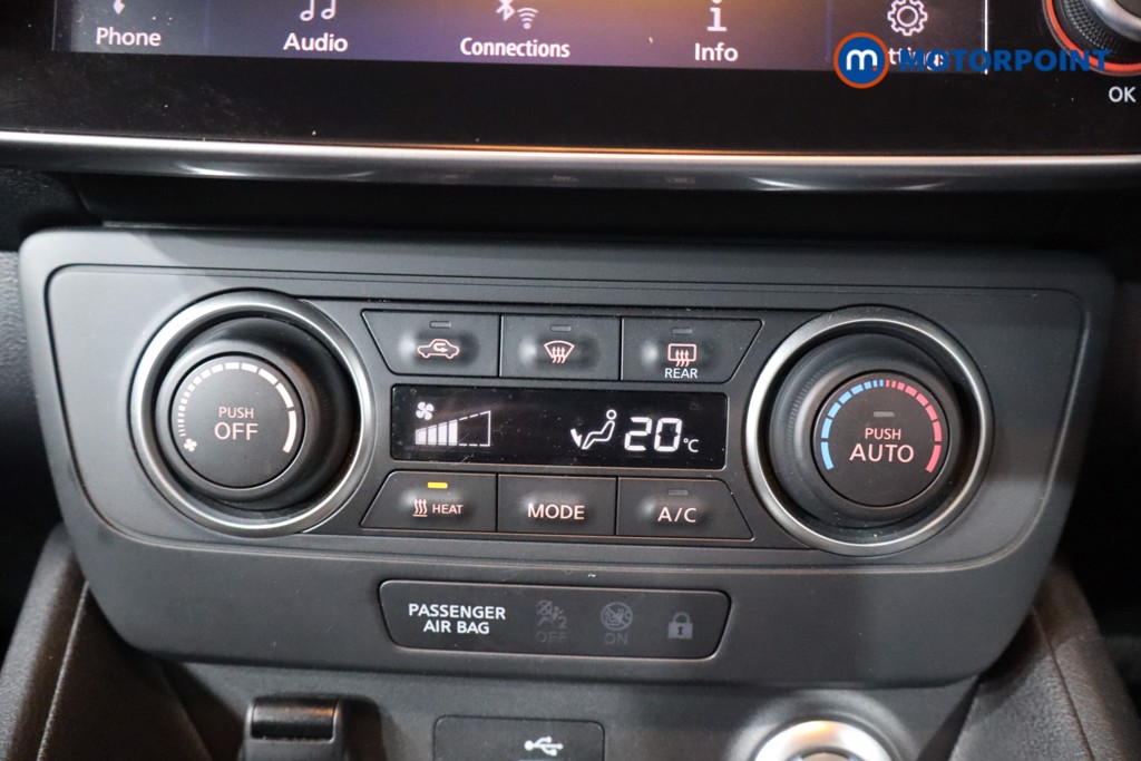 Nissan Leaf Acenta Automatic Electric Hatchback - Stock Number (1546809) - 16th supplementary image