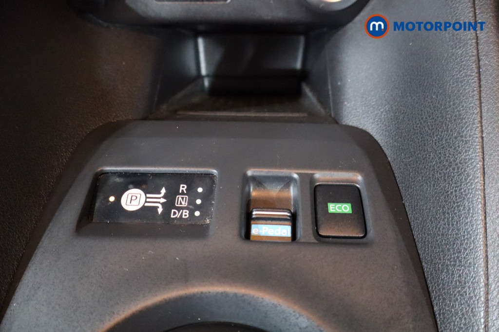 Nissan Leaf Acenta Automatic Electric Hatchback - Stock Number (1546809) - 18th supplementary image