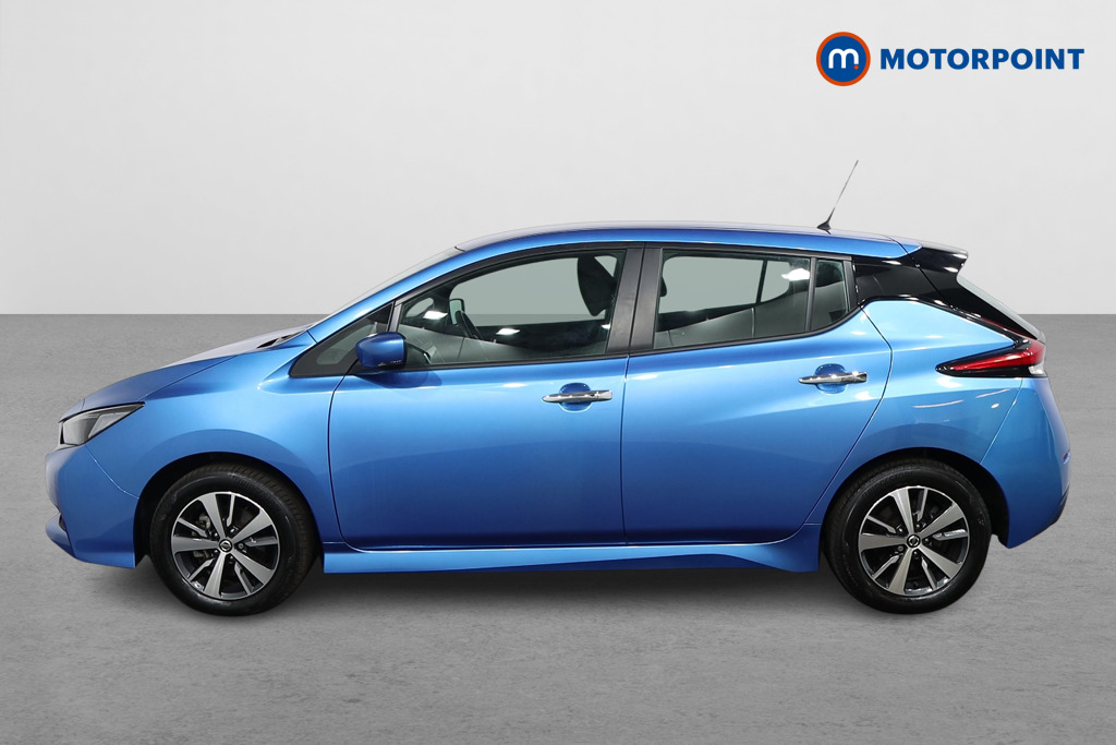 Nissan Leaf Acenta Automatic Electric Hatchback - Stock Number (1546809) - Passenger side