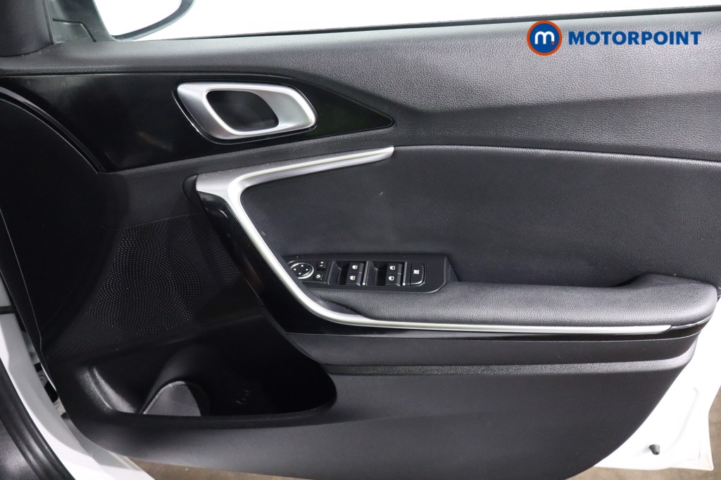 KIA Ceed 3 Manual Petrol Hatchback - Stock Number (1535645) - 21st supplementary image