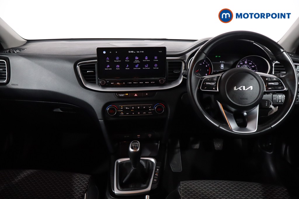 KIA Ceed 3 Manual Petrol Hatchback - Stock Number (1535645) - 1st supplementary image