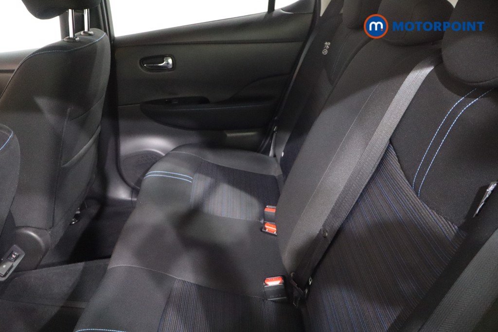 Nissan Leaf N-Connecta Automatic Electric Hatchback - Stock Number (1547899) - 5th supplementary image