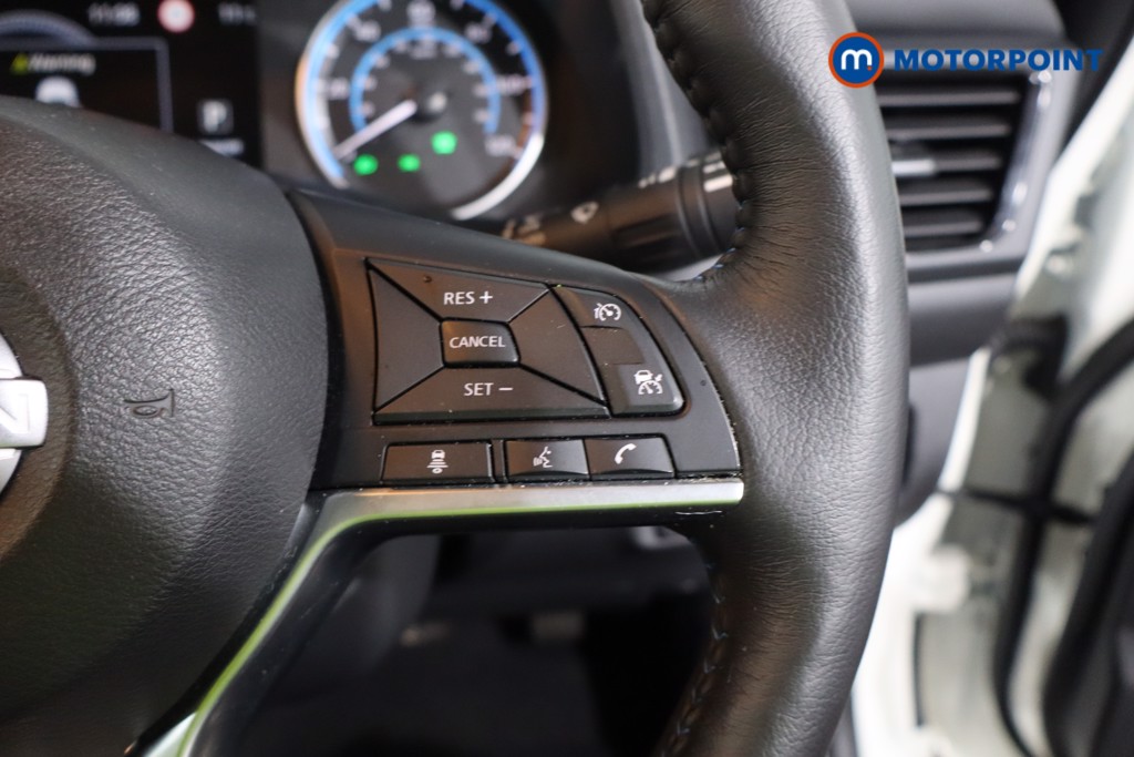 Nissan Leaf N-Connecta Automatic Electric Hatchback - Stock Number (1547899) - 8th supplementary image