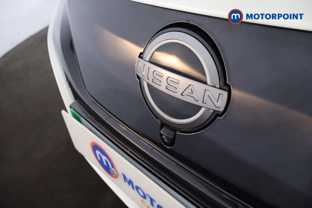 Nissan Leaf N-Connecta Automatic Electric Hatchback - Stock Number (1547899) - 25th supplementary image