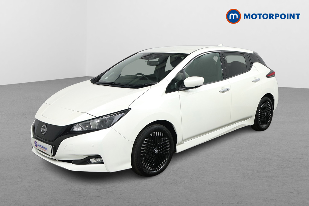 Nissan Leaf N-Connecta Automatic Electric Hatchback - Stock Number (1547899) - Passenger side front corner