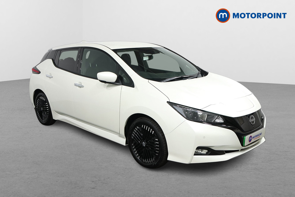 Nissan Leaf N-Connecta Automatic Electric Hatchback - Stock Number (1547899) - Drivers side front corner