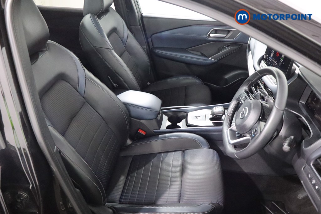Nissan Qashqai Tekna Automatic Petrol SUV - Stock Number (1547914) - 4th supplementary image