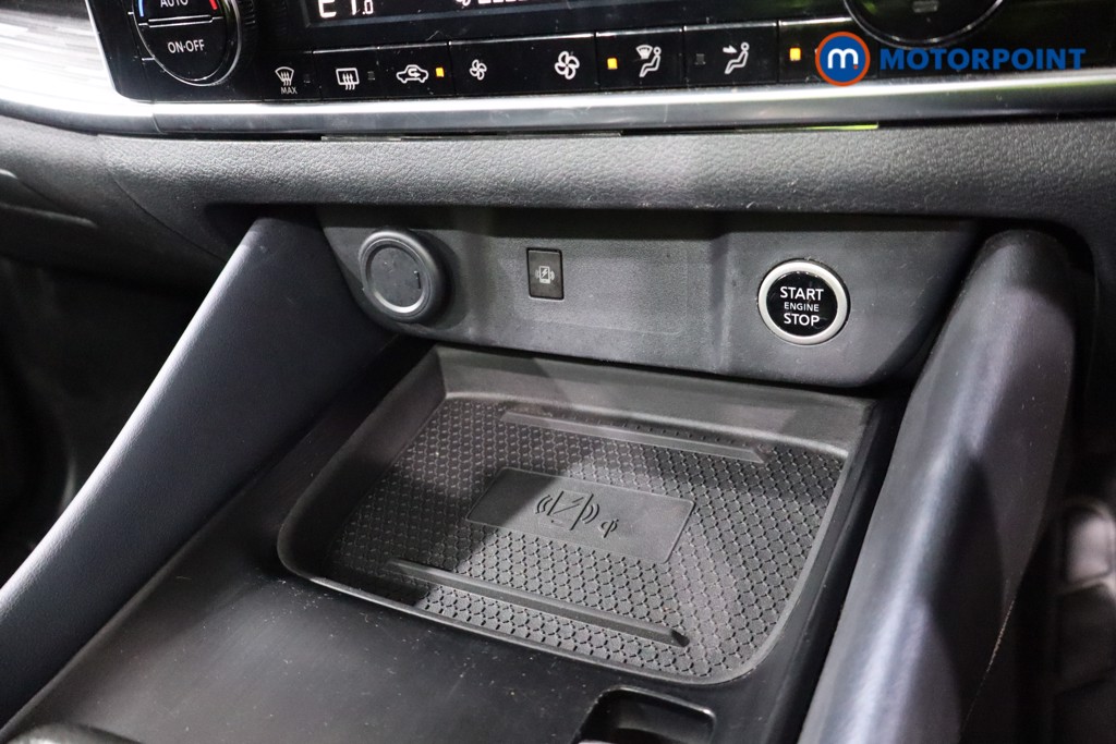 Nissan Qashqai Tekna Automatic Petrol SUV - Stock Number (1547914) - 14th supplementary image