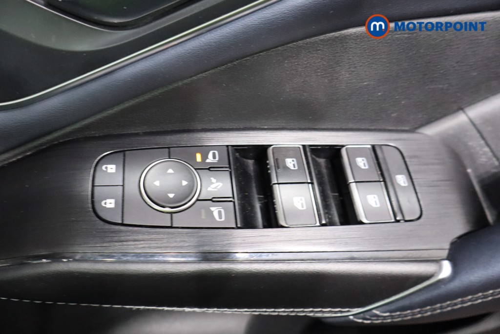 Nissan Qashqai Tekna Automatic Petrol SUV - Stock Number (1547914) - 20th supplementary image