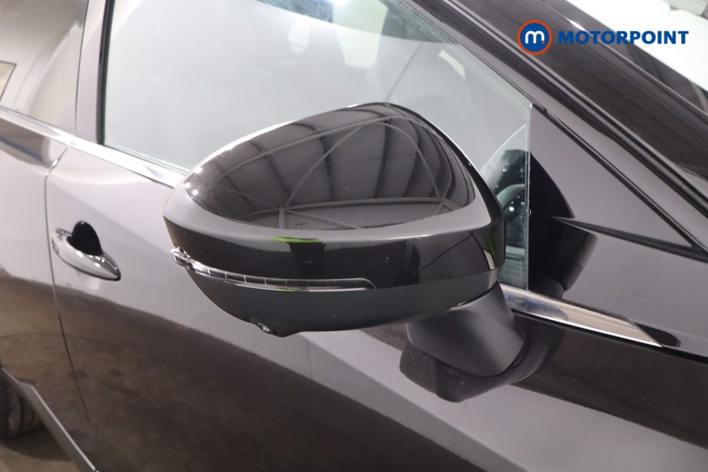 Nissan Qashqai Tekna Automatic Petrol SUV - Stock Number (1547914) - 23rd supplementary image