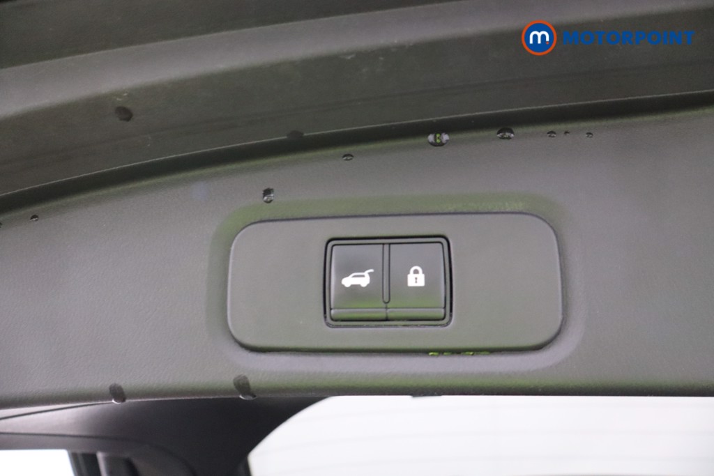 Nissan Qashqai Tekna Automatic Petrol SUV - Stock Number (1547914) - 27th supplementary image