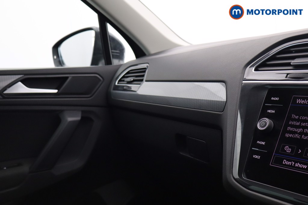 Volkswagen Tiguan Life Automatic Diesel SUV - Stock Number (1541576) - 9th supplementary image