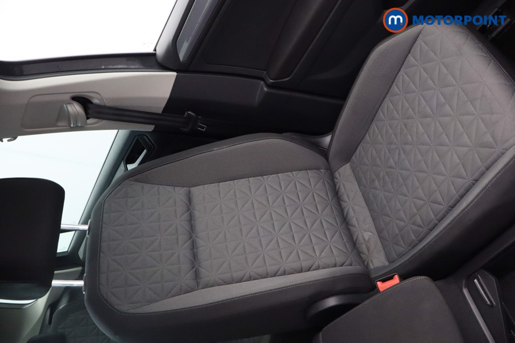 Volkswagen Tiguan Life Automatic Diesel SUV - Stock Number (1541576) - 14th supplementary image