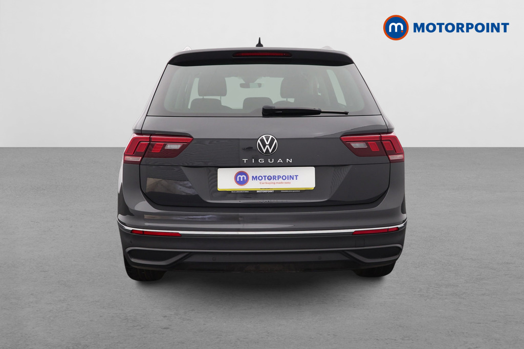 Volkswagen Tiguan Life Automatic Diesel SUV - Stock Number (1541576) - Rear bumper