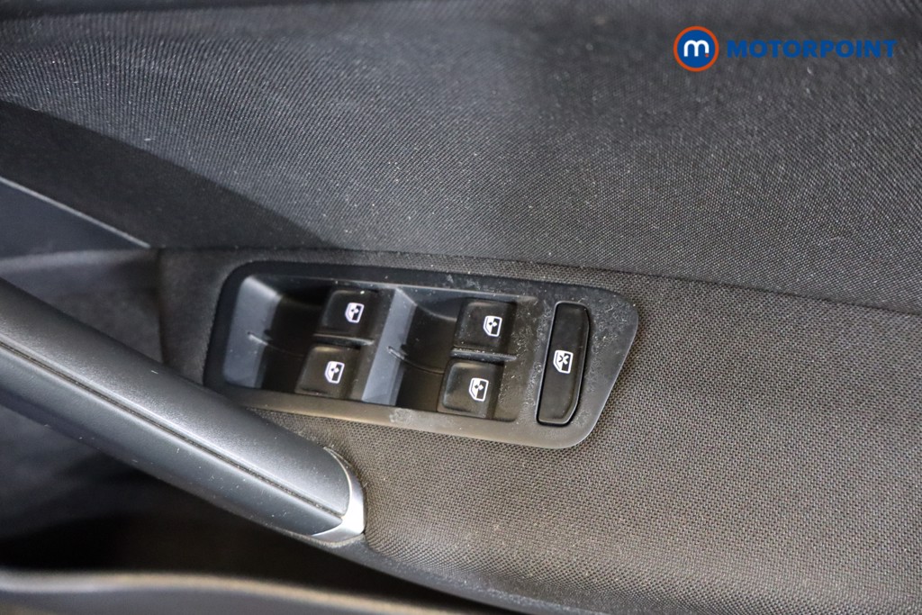 Volkswagen Golf Match Manual Petrol Hatchback - Stock Number (1524401) - 7th supplementary image