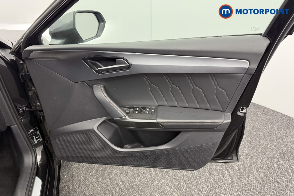 Cupra Leon V1 Manual Petrol Hatchback - Stock Number (1525200) - 17th supplementary image