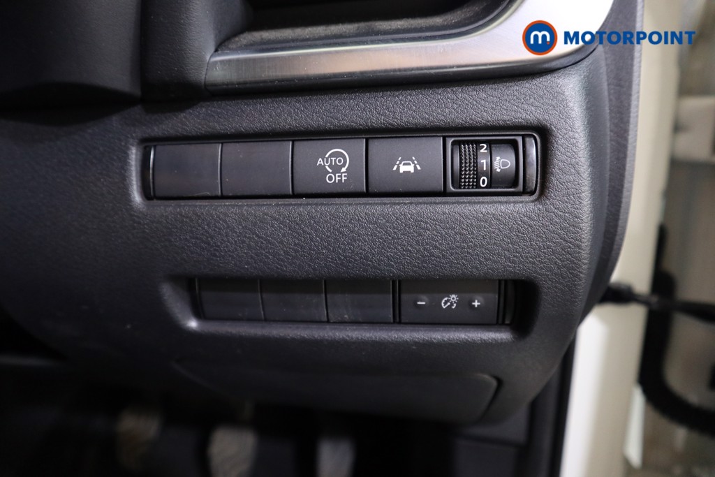 Nissan Qashqai Acenta Premium Manual Petrol SUV - Stock Number (1532410) - 9th supplementary image