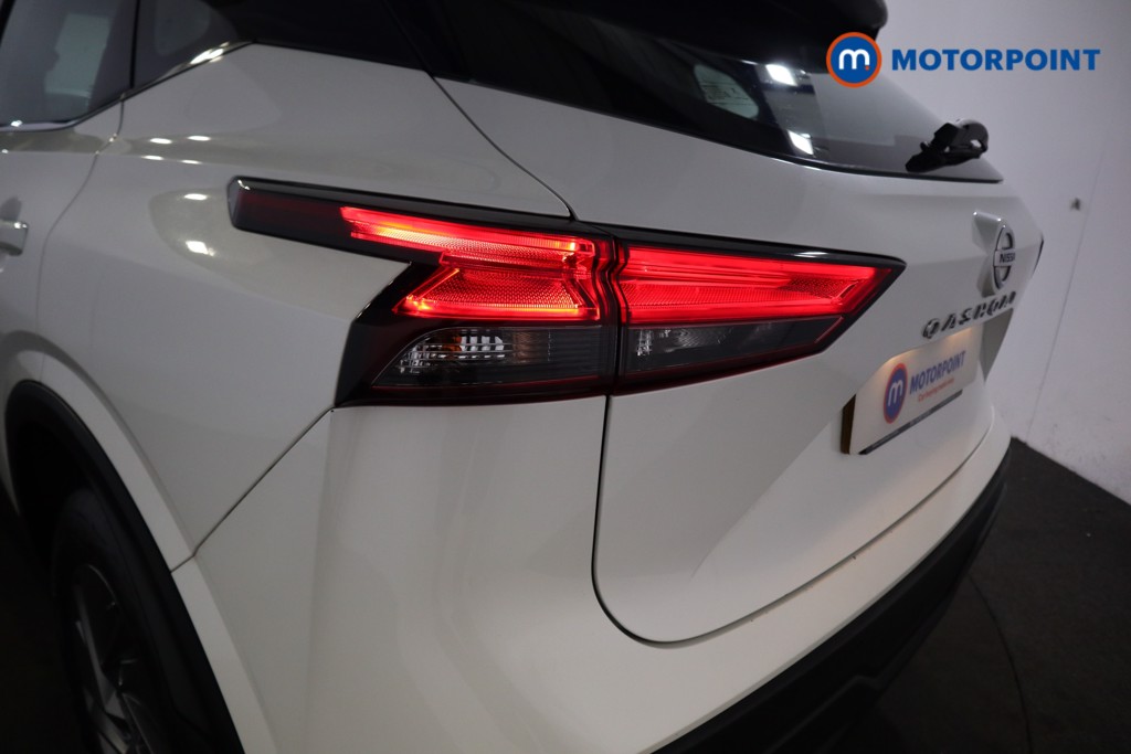 Nissan Qashqai Acenta Premium Manual Petrol SUV - Stock Number (1532410) - 20th supplementary image