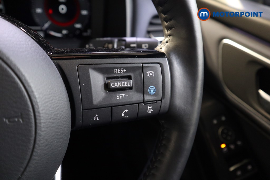 Nissan Qashqai Tekna Automatic Petrol-Electric Hybrid SUV - Stock Number (1532489) - 4th supplementary image