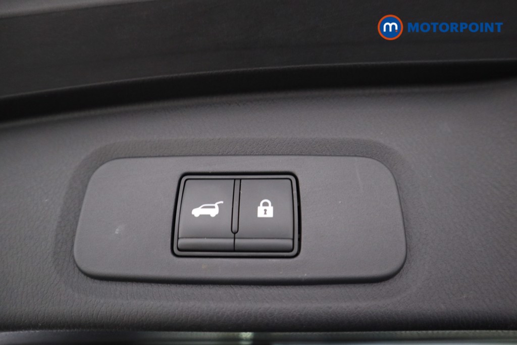 Nissan Qashqai Tekna Automatic Petrol-Electric Hybrid SUV - Stock Number (1532489) - 14th supplementary image