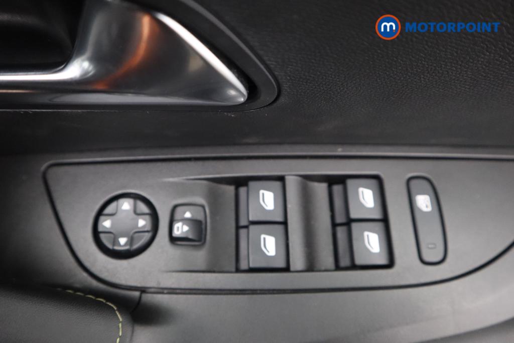Peugeot 2008 GT Manual Petrol SUV - Stock Number (1532640) - 19th supplementary image