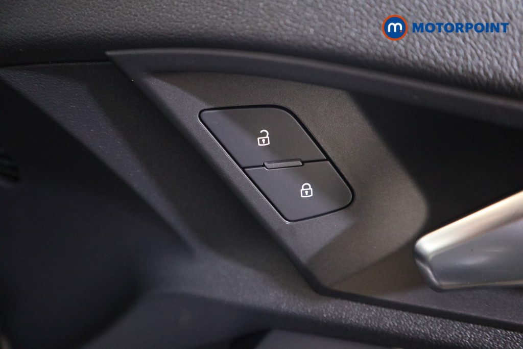 Audi A3 S Line Automatic Petrol Hatchback - Stock Number (1532869) - 10th supplementary image