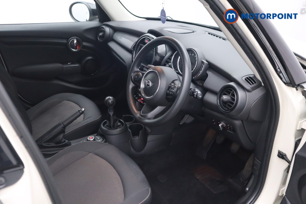 Mini Hatchback Cooper Classic Manual Petrol Hatchback - Stock Number (1533098) - 3rd supplementary image
