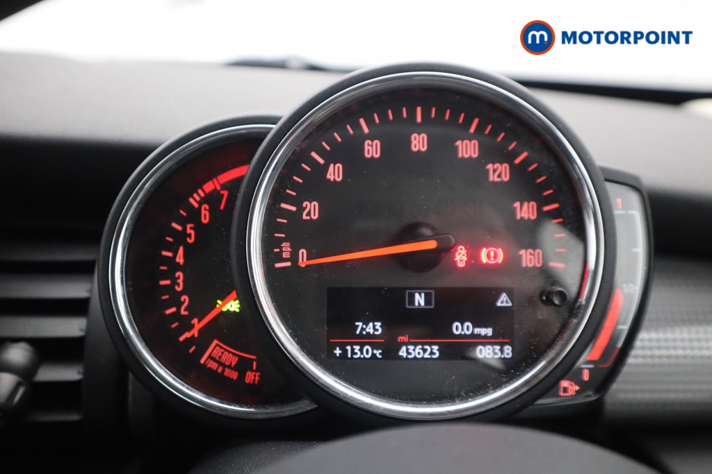 Mini Hatchback Cooper Classic Manual Petrol Hatchback - Stock Number (1533098) - 4th supplementary image