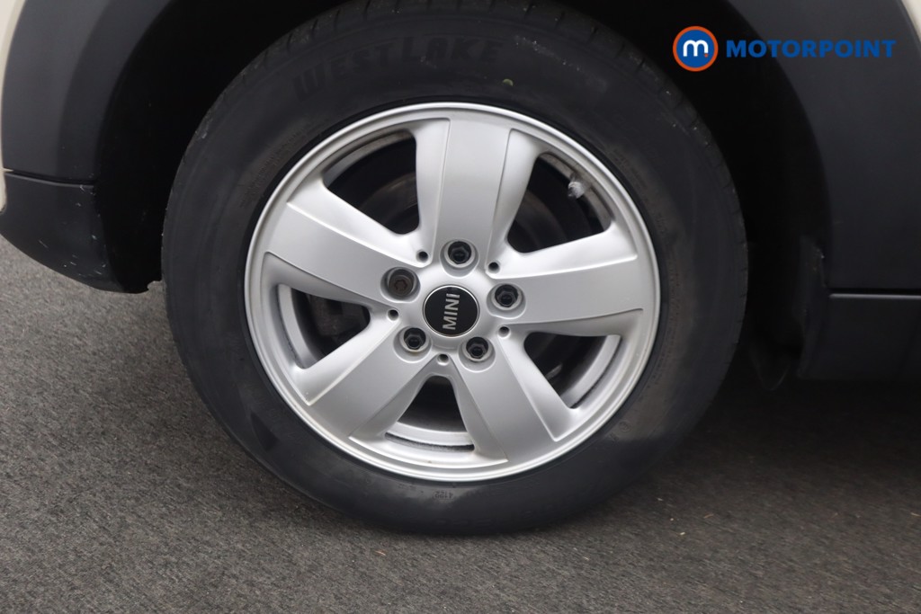 Mini Hatchback Cooper Classic Manual Petrol Hatchback - Stock Number (1533098) - 16th supplementary image