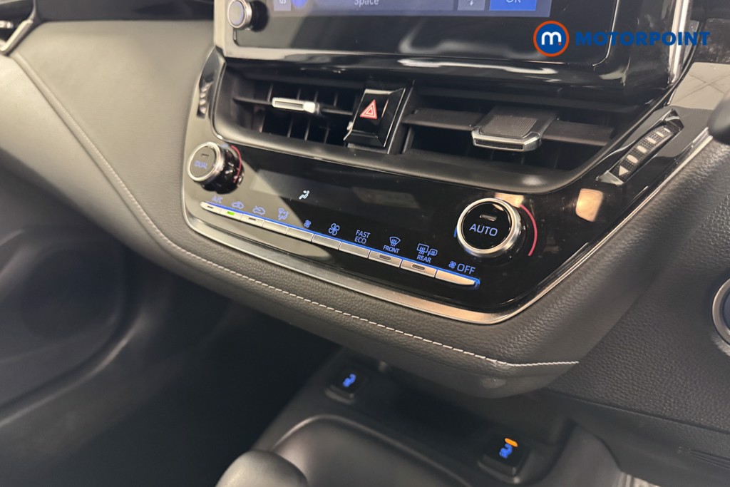 Toyota Corolla Gr Sport Automatic Petrol-Electric Hybrid Hatchback - Stock Number (1535660) - 10th supplementary image