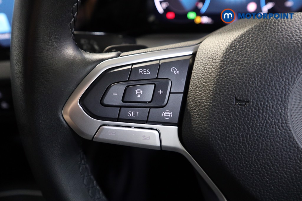 Volkswagen Golf Life Automatic Petrol Hatchback - Stock Number (1535869) - 3rd supplementary image