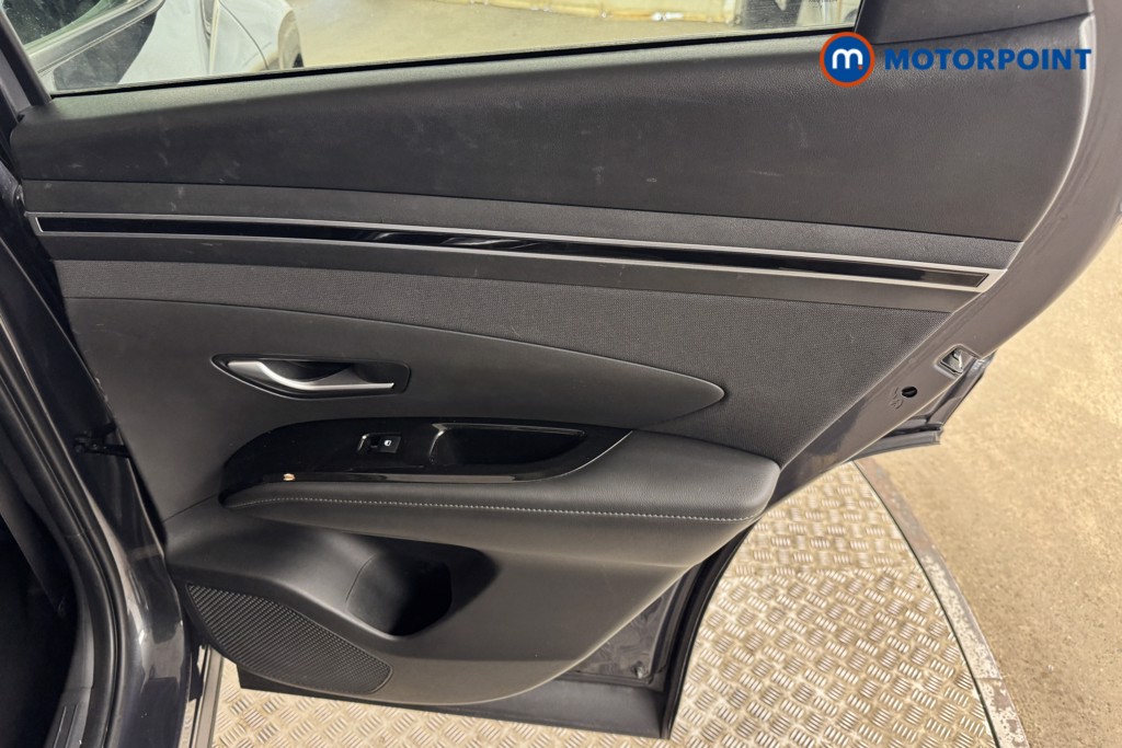 Hyundai Tucson Se Connect Manual Petrol SUV - Stock Number (1535938) - 15th supplementary image