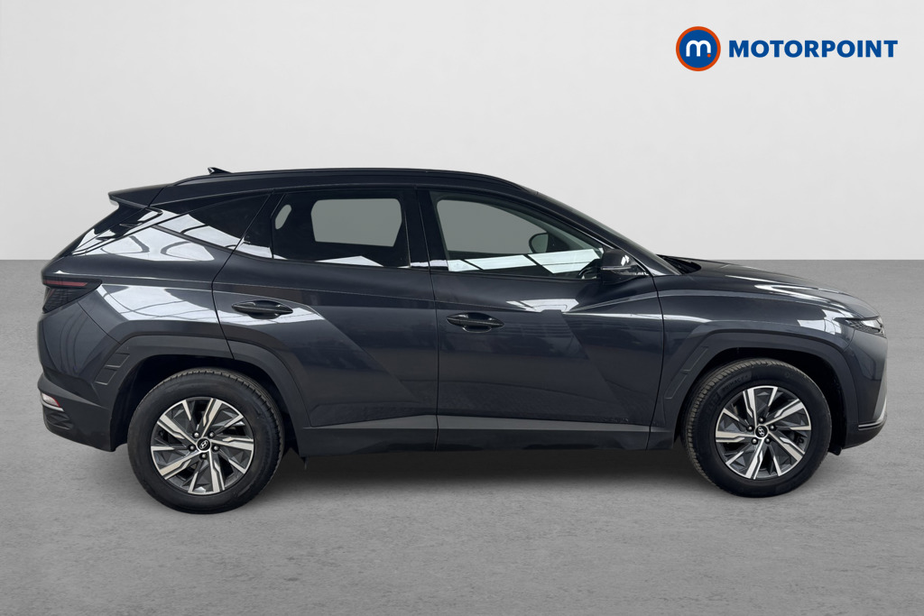 Hyundai Tucson Se Connect Manual Petrol SUV - Stock Number (1535938) - Drivers side