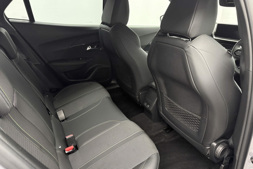 Peugeot 2008 GT Automatic Petrol SUV - Stock Number (1539499) - 19th supplementary image