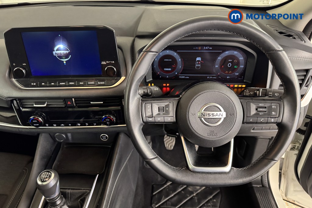 Nissan Qashqai N-Connecta Manual Petrol SUV - Stock Number (1540084) - 1st supplementary image