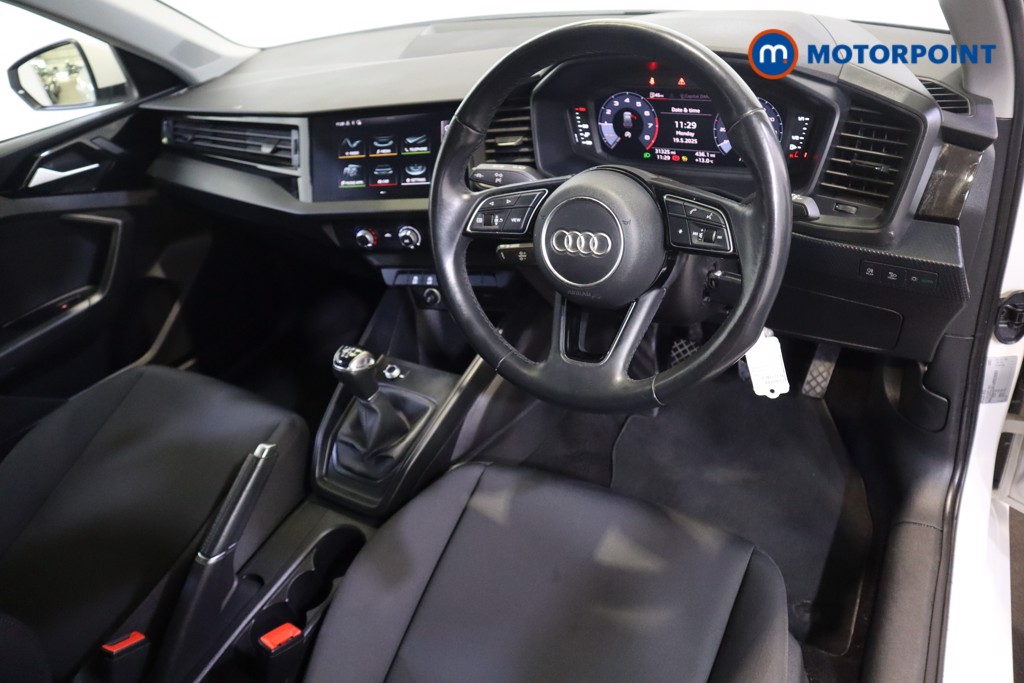 Audi A1 Technik Manual Petrol Hatchback - Stock Number (1540888) - 1st supplementary image