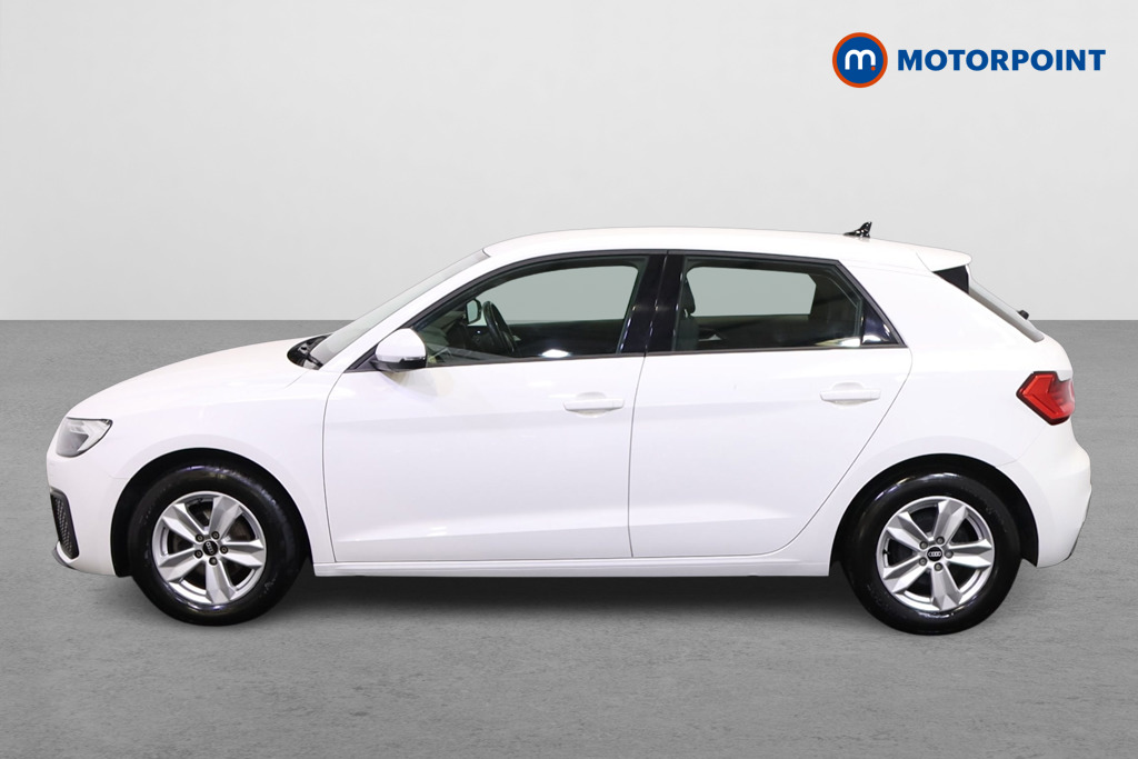 Audi A1 Technik Manual Petrol Hatchback - Stock Number (1540888) - Passenger side