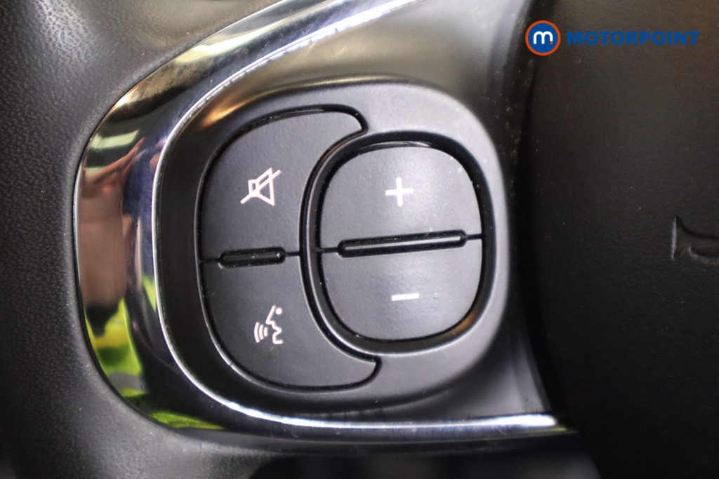 Fiat 500 Lounge Manual Petrol-Electric Hybrid Hatchback - Stock Number (1541614) - 13th supplementary image