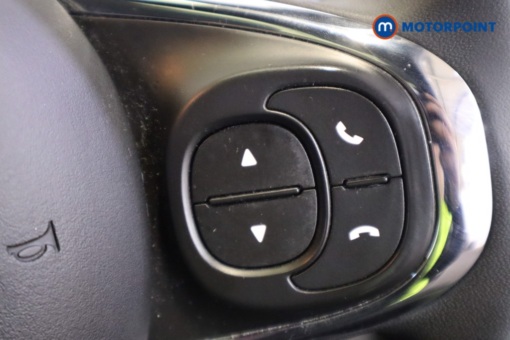 Fiat 500 Lounge Manual Petrol-Electric Hybrid Hatchback - Stock Number (1541614) - 14th supplementary image