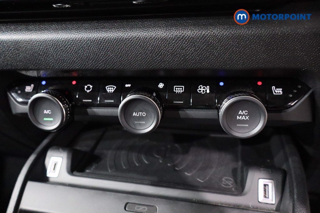 Citroen C4 X E-Series Automatic Electric Saloon - Stock Number (1541849) - 15th supplementary image