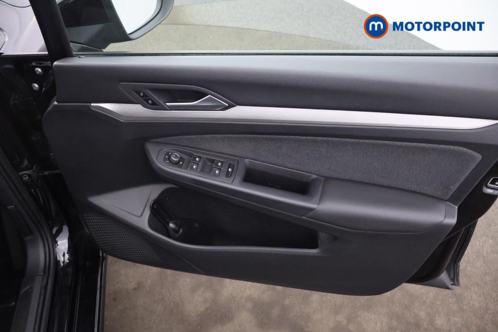 Volkswagen Golf Life Manual Petrol Hatchback - Stock Number (1541922) - 9th supplementary image
