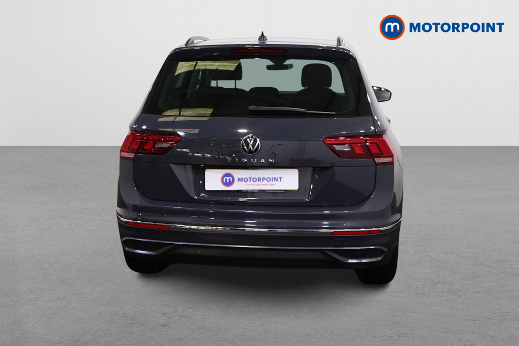 Volkswagen Tiguan Life Automatic Diesel SUV - Stock Number (1543272) - Rear bumper