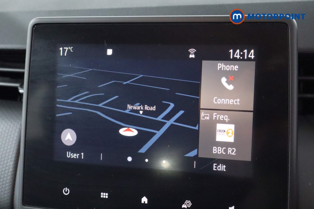 Renault Clio Iconic Manual Petrol Hatchback - Stock Number (1543660) - 2nd supplementary image