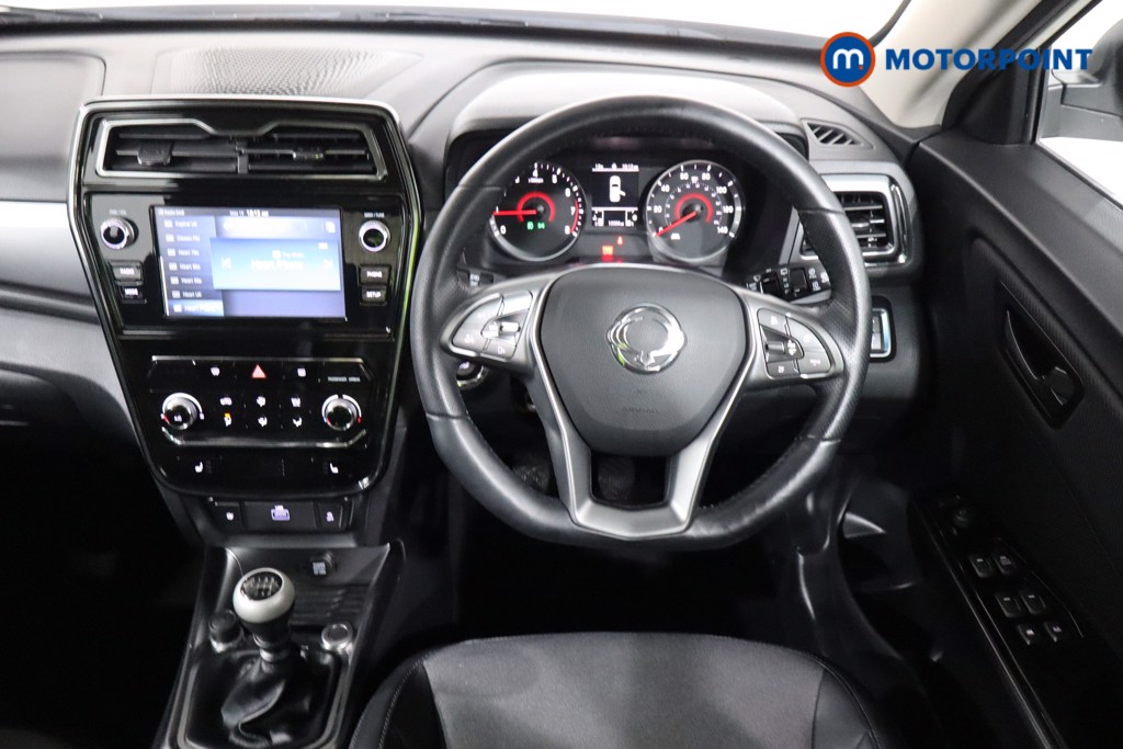 Ssangyong Tivoli Ventura Manual Petrol SUV - Stock Number (1543713) - 3rd supplementary image